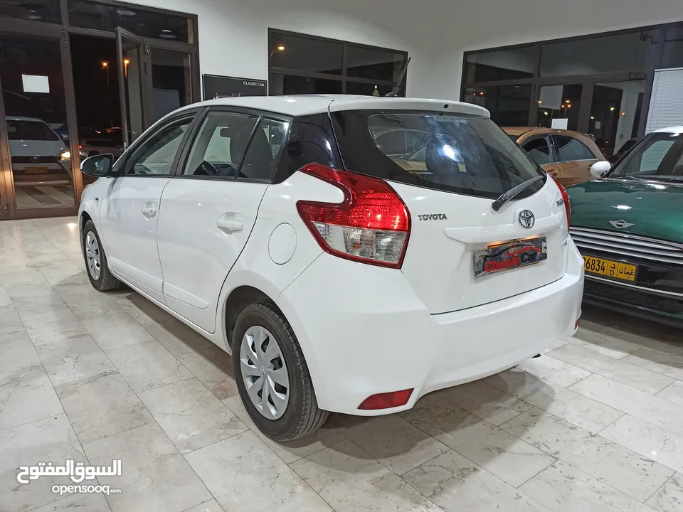 Toyota yaris hatchback 2016