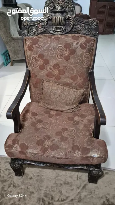طقم كنب للبيع