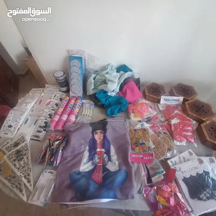 لقطة لقطه لقطه  بضاعه محل نثريات واكسسوارت وادوات منزليه والعاب للبيع المستعجل