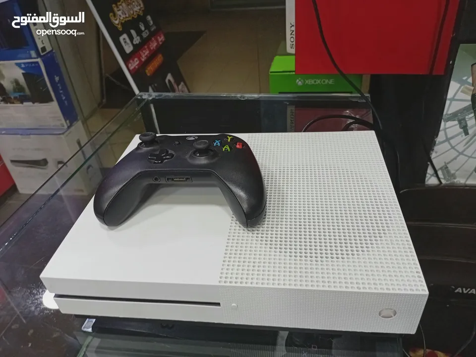 اكس بوكس ون إس  X BOX ONE S