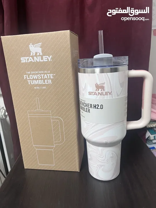 اصلي Stanley tumbler مطره ستانلي ، مع مصاصه (شلمونة)  Stanley Rose Quartz Swirl 40oz
