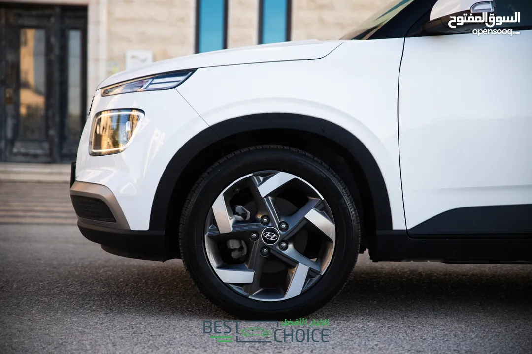 فل مع فتحة hyundai venue (V) سعر جيد علكاش دهان شركة