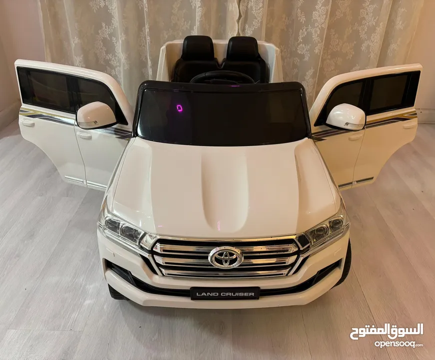 للبيع سيارة اطفال / baby car for sale