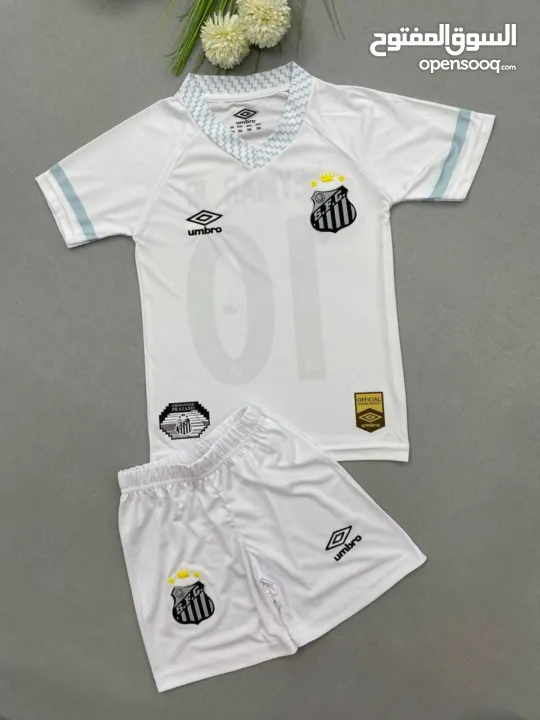 اطقم ولادي البلوزه فقط على 50 شيكل من عمر 4-14سنه