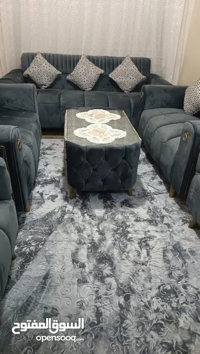 طقم كنب لاتيه وكااله