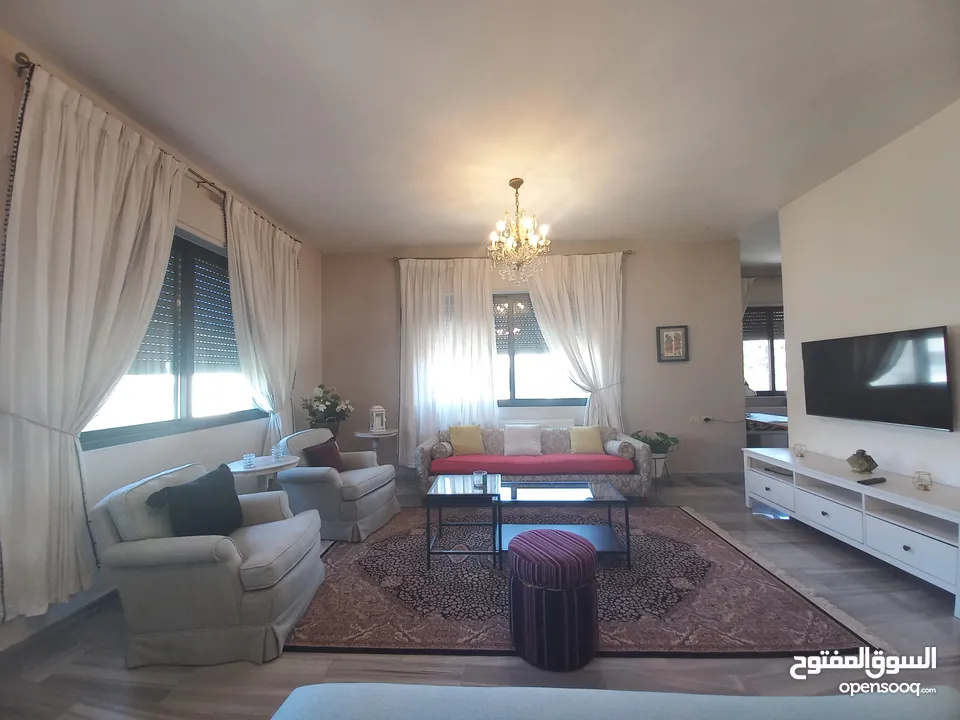 شقة مع روف مفروشة للايجار في الرابية  ( Property 34158 )-174867630
