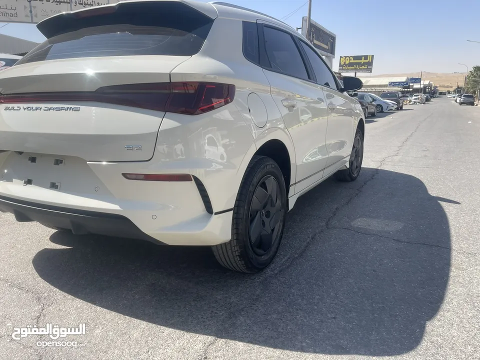 بي واي دي E2 , كمفورت 405 كيلو بالشحنه ، شبه وكاله