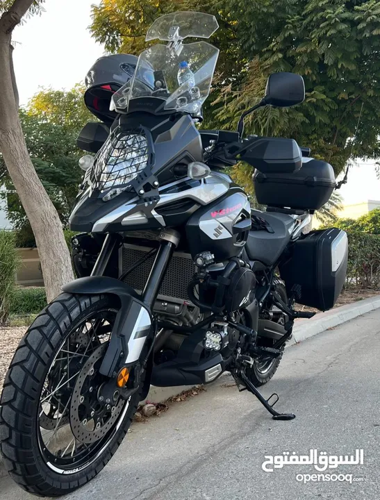 SUZUKI V-STROM 1000CC 2018 SUPER CLEAN TITLE BLACK COLOR