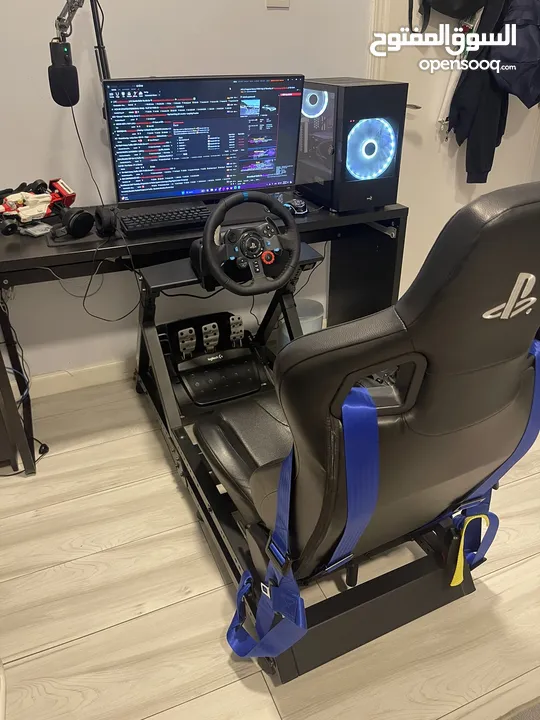 Logitech racing wheel with chair