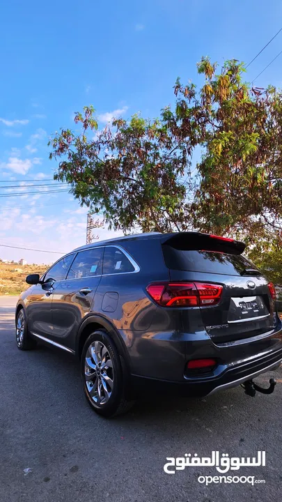 اجمل كيا سورينتو فل ملغم حبه بحاله شركه