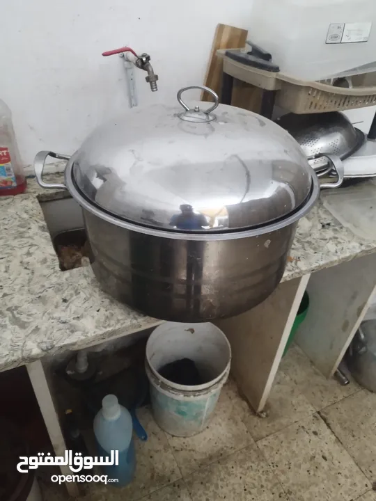 متوفر عدة مطعم للبيع بسعر مغري