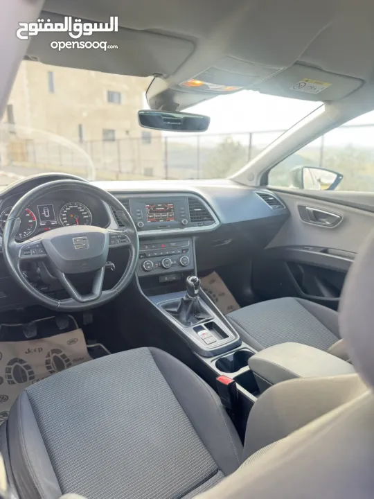 سيات ليون 18/19سيارة بحالة الوكالة شركةاصل الماني  1200 جير عادي فل إضافات عدا الفتحة  سعر مميز كاش