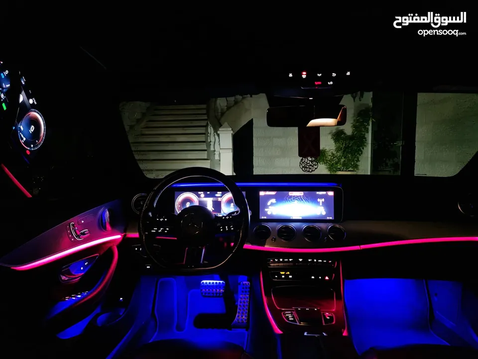 مرسيدس E300de Night edition AMG اعلى اضافات دهان شركة بسعر منافس على الكاش فقط