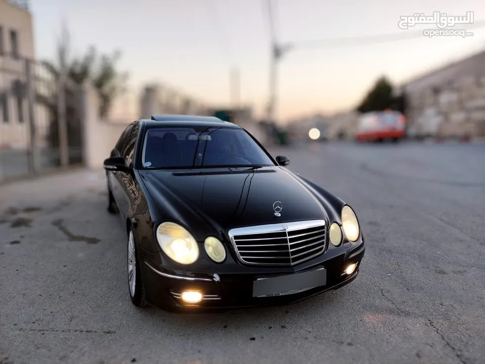MERCEDES  BENZ  E200 KOMPRESSOR