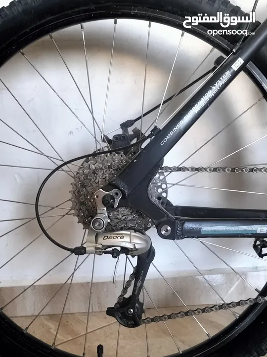 بسكليت من نوع Bianchi caal 8400