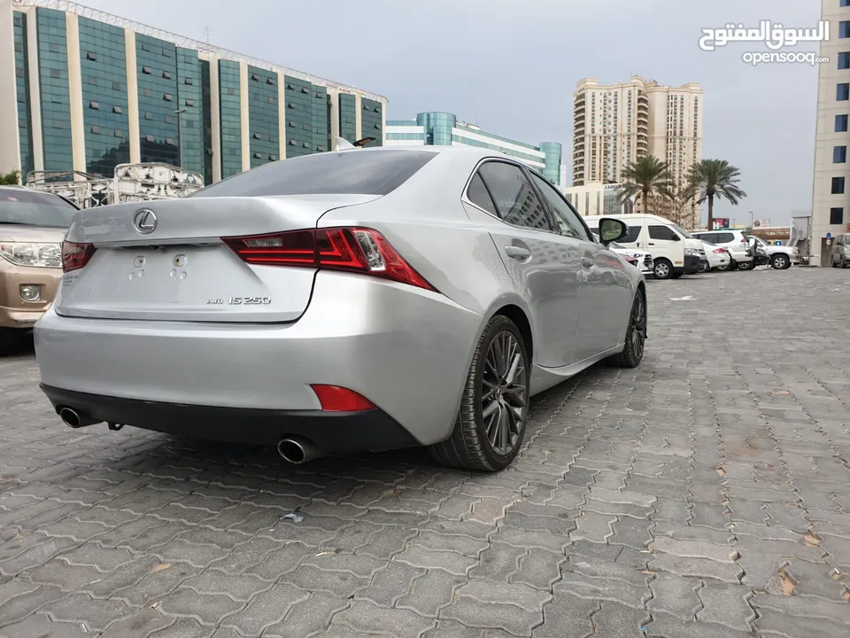 LEXUS IS 250 AWD 2014 SLIVER FOR SALE