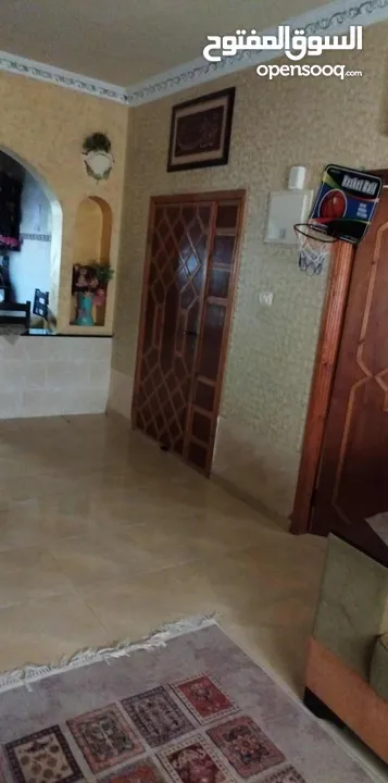 بيت مستقل للبيع