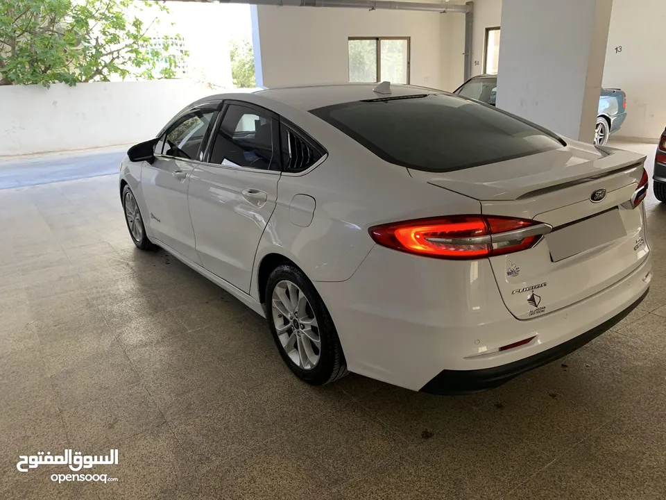 فور فيوجن 2019 للبيع