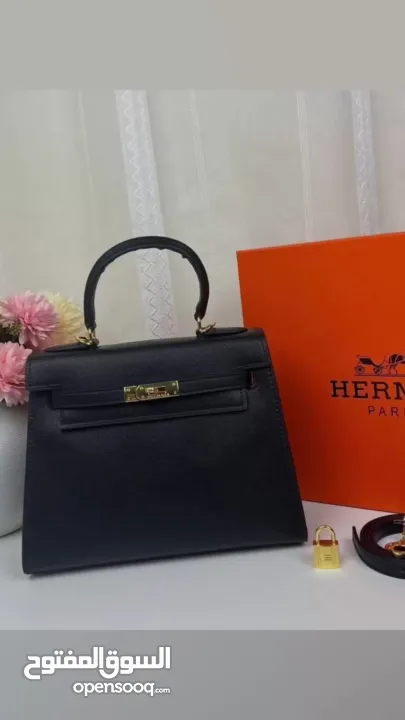 شنطة هيرمز  ماستر كوبي  فل تختيم  متوفر ألوان مميزة وخامة بتجنن مطابقة للأصلية بنسبة كبيرة