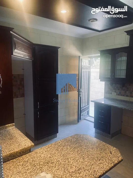 شقة مميزة للبيع في أم السماق الجنوبي - قرب جمعية خليل الرحمن 160م مع ترسات 90م