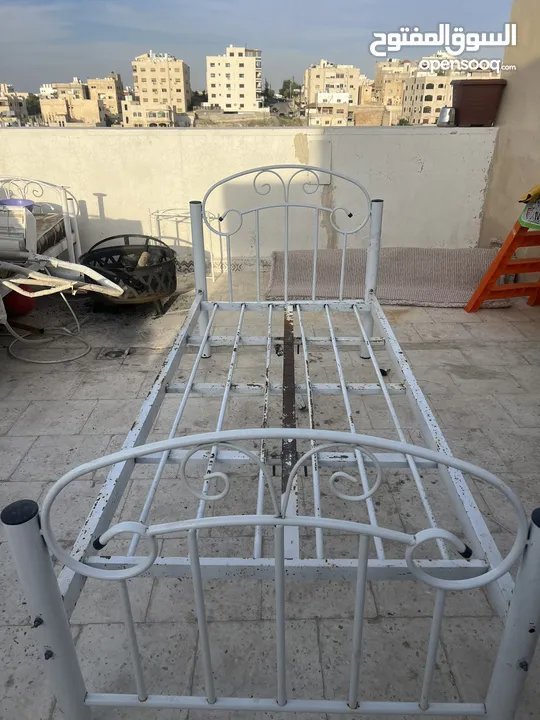 تختين للبيع +كوميدينه