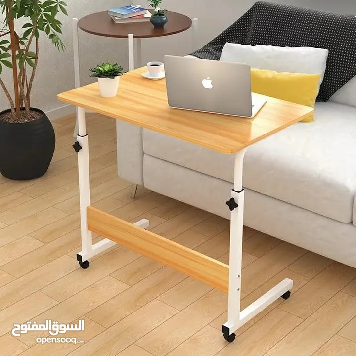 وفرنالك مكتب طلابي عملي ومتنقل بترتيب عصري لكل طالب بدو يدرس براحة سواء بالبيت أو حتى على الكنبة .