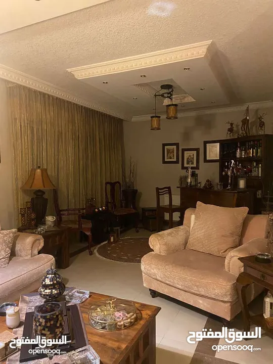 شقة عائليه بسعر مغري في ضاحية الأمير راشد 85000
