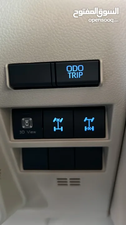 TOYOTA LANDCRUISER VX 4000cc ( معرض الحضر )