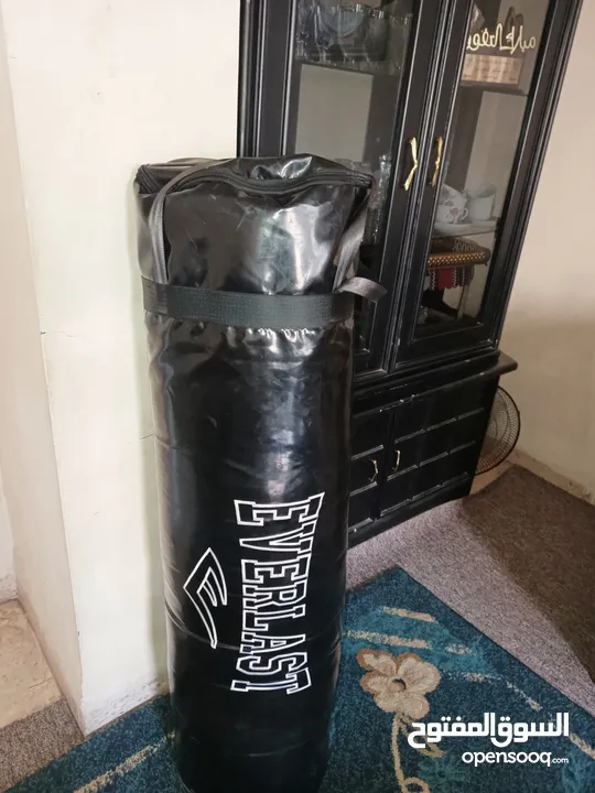 كيس ملاكمة Everlast للبيع
