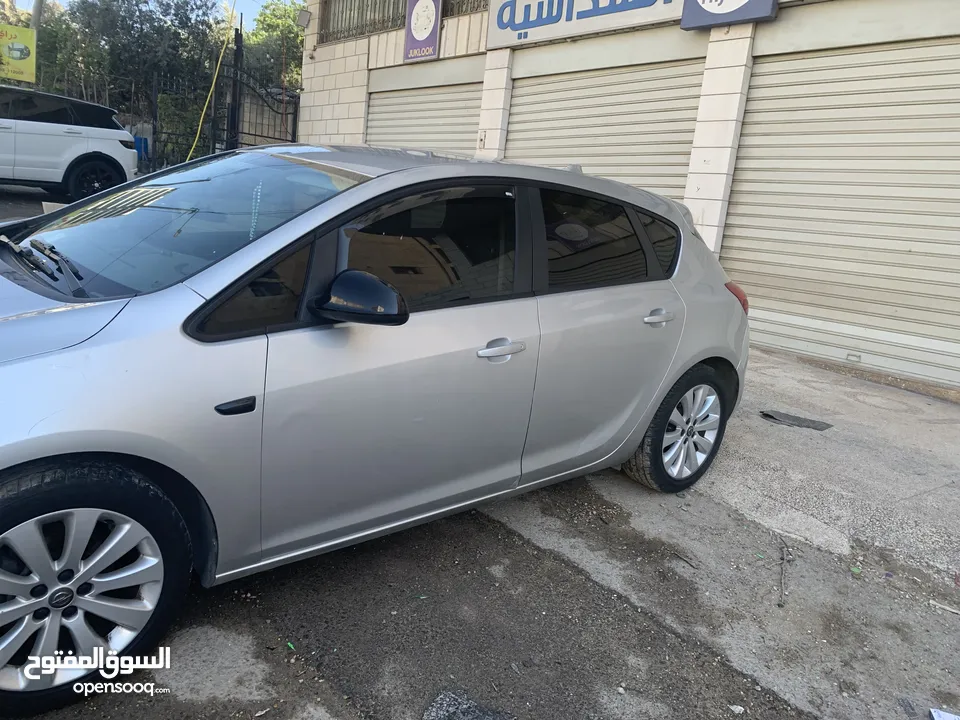 Opel astra 2013