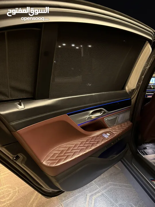 BMW 2020 745Le  فل كامل مواصفات خاصه وارد شركه