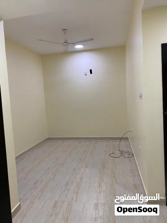 شقة  100 متر للإيجار مدينة حمد دوار 8