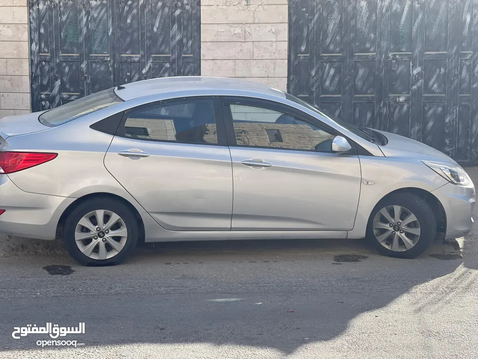 هونداي اكسنت للبيع