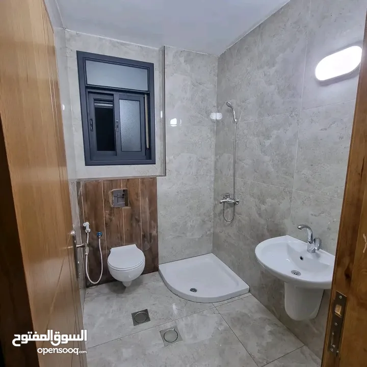 جيب عفشك واسكن شقة جاهزة للسكن