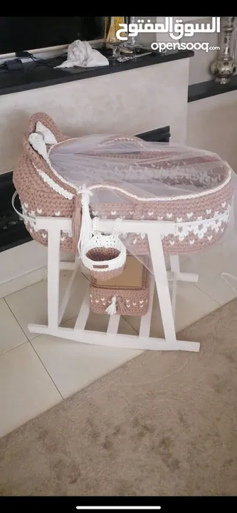 تخت أطفال  للبيع شيه جديد