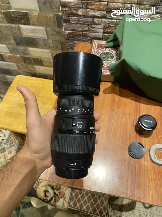 عدسة كانون من سيگما 70-300 f4 - f5.6