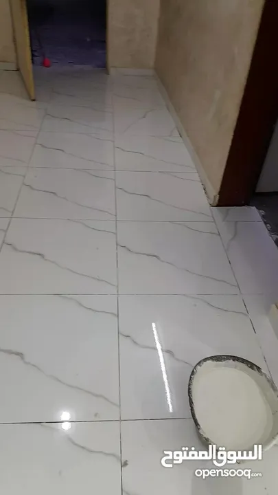 معلم سيراميك مصري لتركيب جميع انواع البلاط والرخام بورسلان باركيه كيشاني