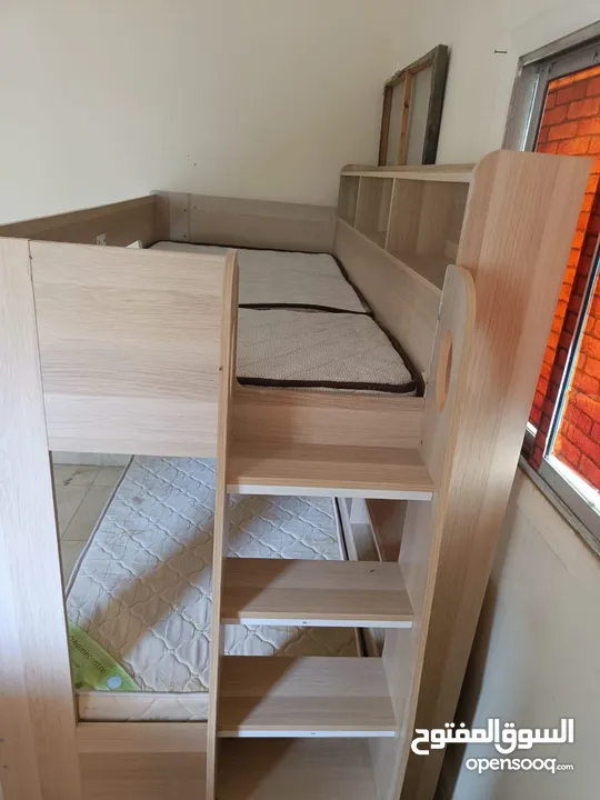 Baby bunk bed which mattress