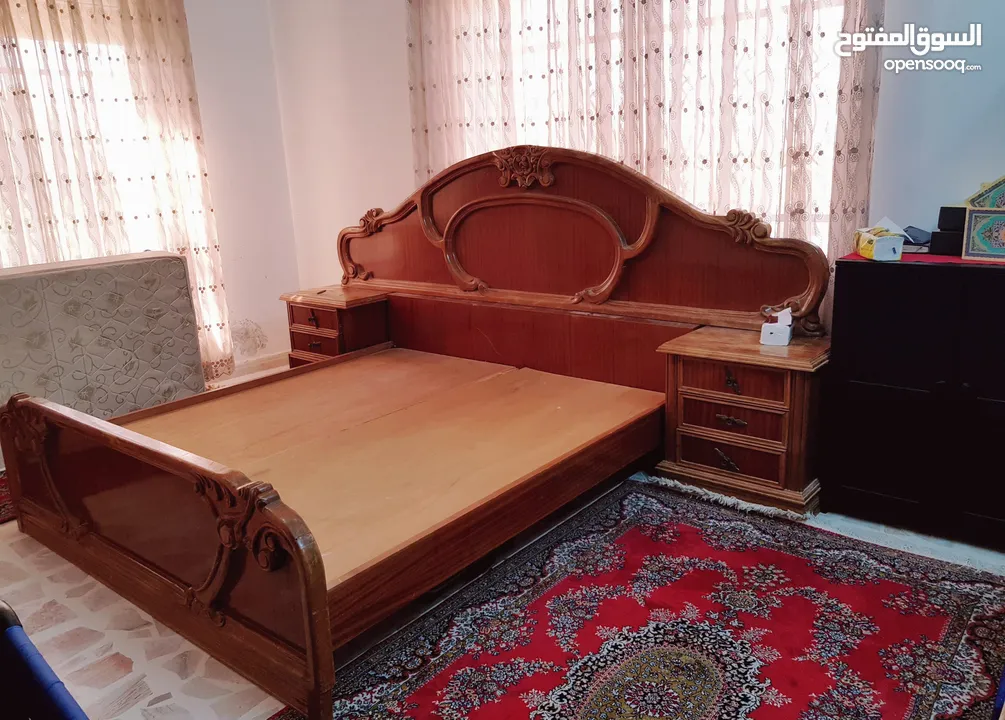غرفة نوم حفر زان بحالة جيدة