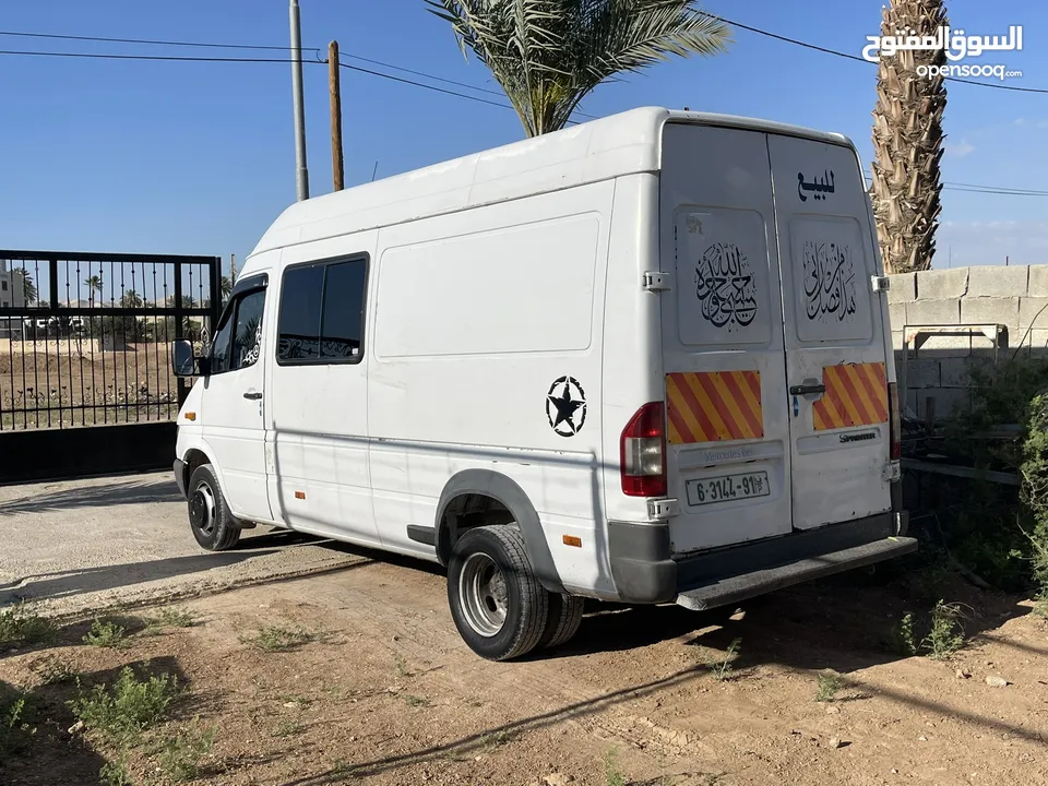 مرسيدس موديل 2004