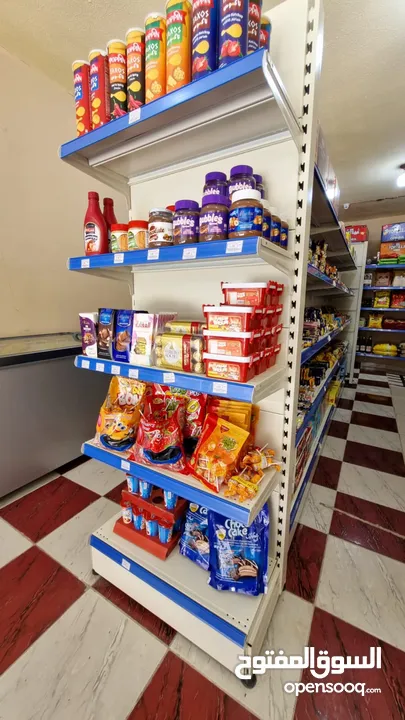 محل سوبر ماركت و عروض للبيع (خلو) في طبربور بابين مساحة 120متر 70 متر داخلي و 50 متر ساحة خارجية