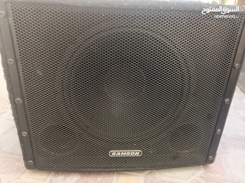 used active Subwoofer 500 watts Made in china very good condition