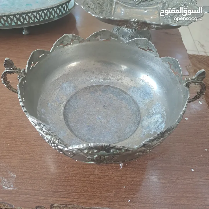 مجموعة أواني نحاس ملبس فضه نوادر  لاصحاب الذوق  الرفيع
