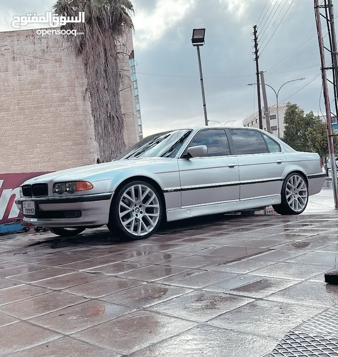 بي ام دبليو الفئة السابعة Bmw e38 728IL