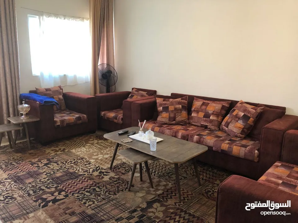 بيت مستقل للايجار في اجمل مناطق جرش. منطقه المجر مع حديقه جميله جدا