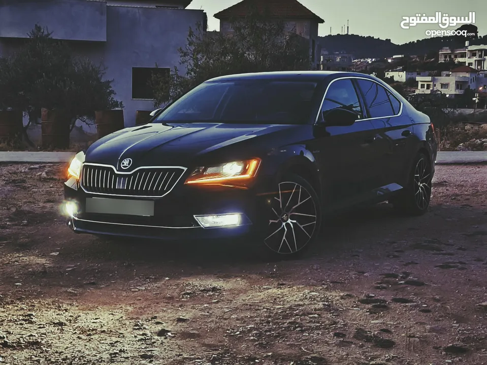 سكودا سوبيرب 2019  Skoda superb 2018 فحص نخب النخب امكانية البيع بدفعة وشكات