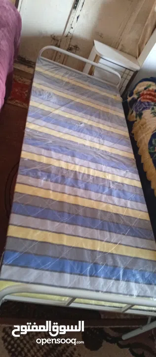 تخت سرير نوم