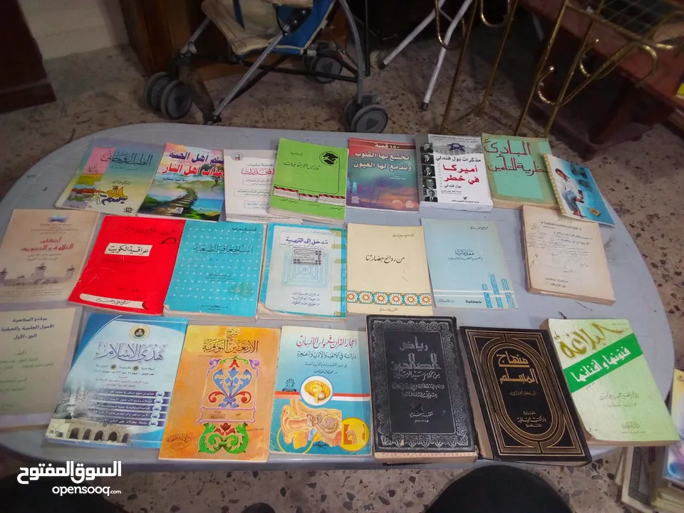 بأقل من 19 قرش   مكتبة منزلية  مختلف المواضيع والمجالات للبيع لكامل المجلدات والكتب