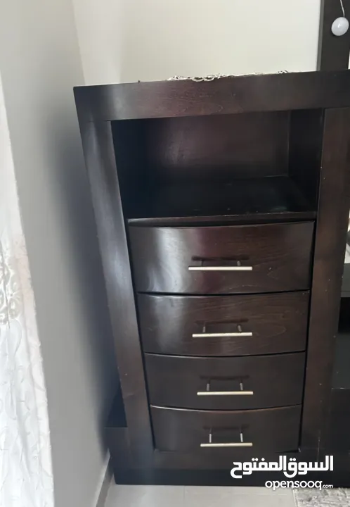 غرفة نوم تفصيل خشب زان