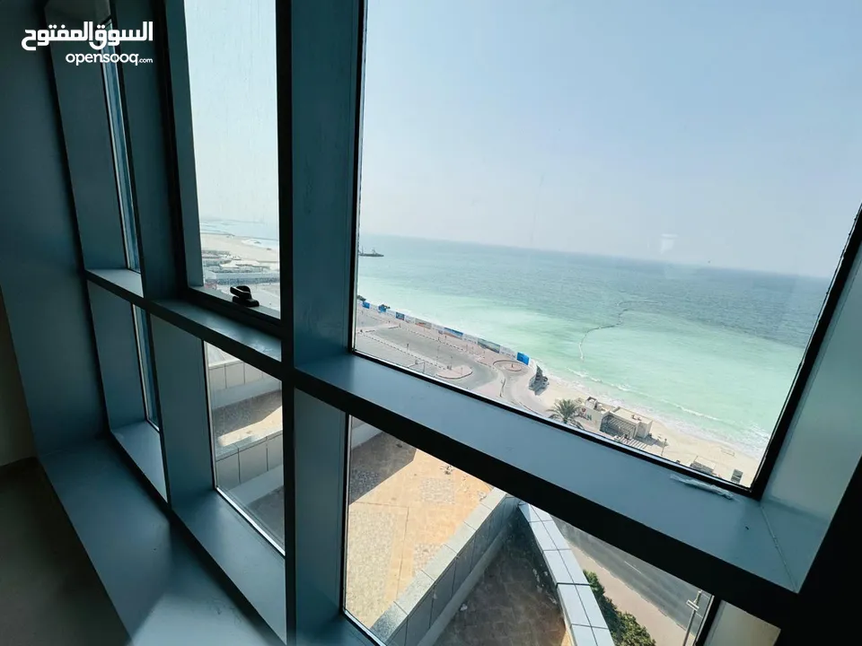 للبيع غرفيتن وصاله ابراج الكورنيش اطلاله بحريه For sale, 2BHK, Al-Corniche Towers, sea view